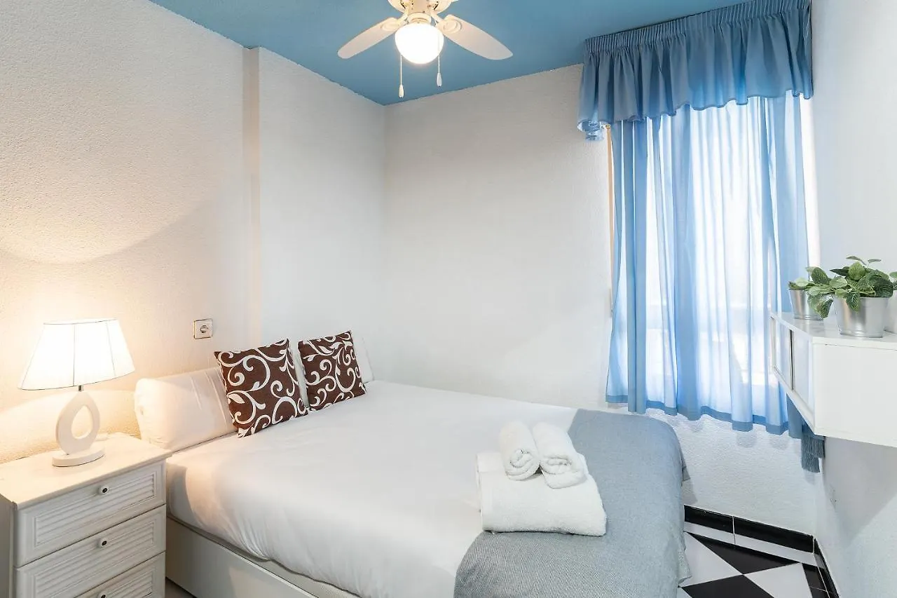 Blonzu Guinea Daire Benalmádena